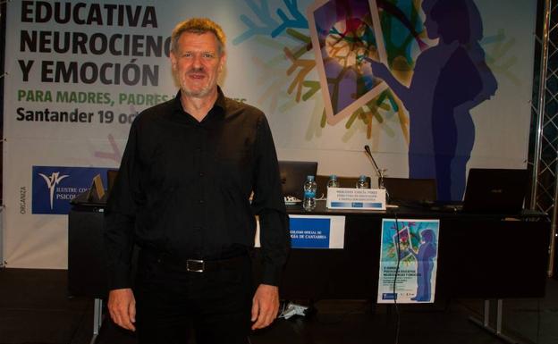 «Lo importante es generar un ambiente educativo dentro del aula donde el crecimiento pueda alcanzar a todos»