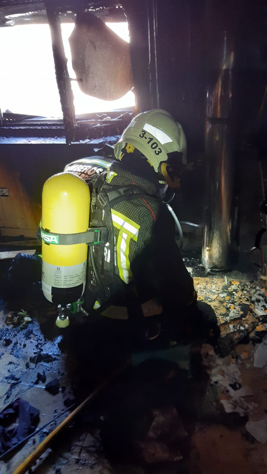 El fuego calcina totalmente una vivienda en Reinosa, cuando sus ocupantes no estaban en ella