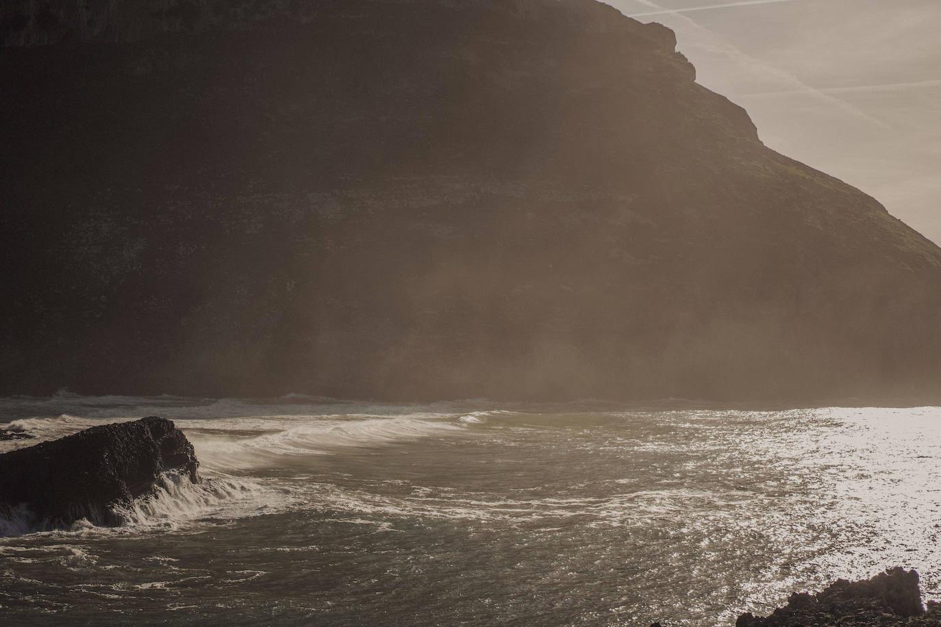 María y Esther, un amor que nació en las playas de Castro Urdiales y Laredo y terminó en boda