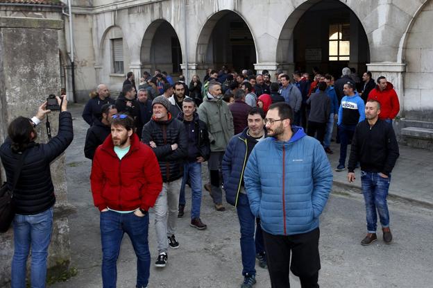 La situación de Sniace, los Presupuestos y las liberaciones se debatirán en dos plenos