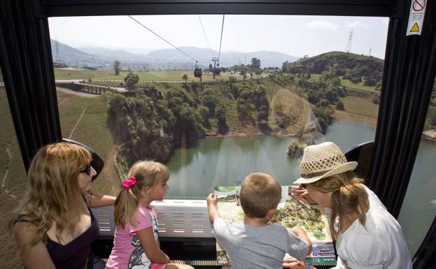 El PP denuncia que las obras de acceso a Cabárceno junto al lago del Acebo carecieron de licencia