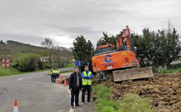 Comienzan las obras para la nueva parada de autobús nocturno en Boo de Piélagos