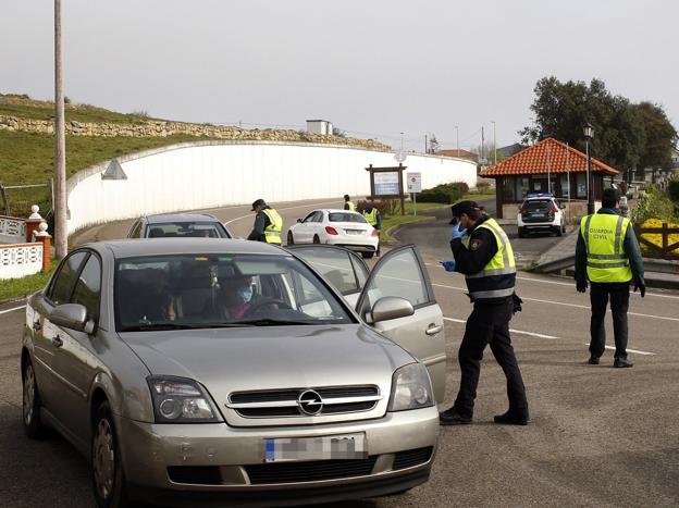 Policía y Guardia Civil aumentan los controles para hacer cumplir el estado de alarma