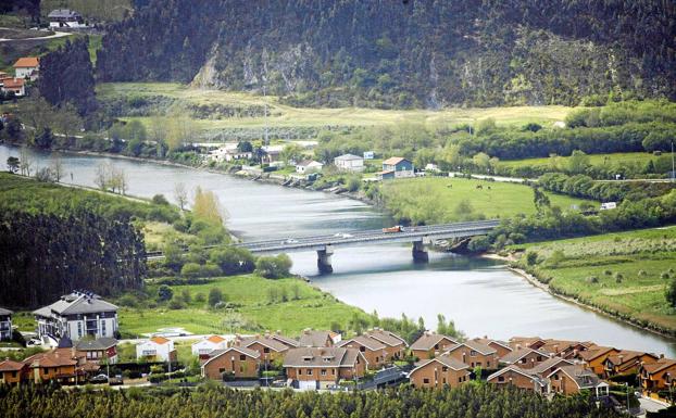 Miengo saca a información pública un proyecto turístico-cultural frente a la ría de Mogro