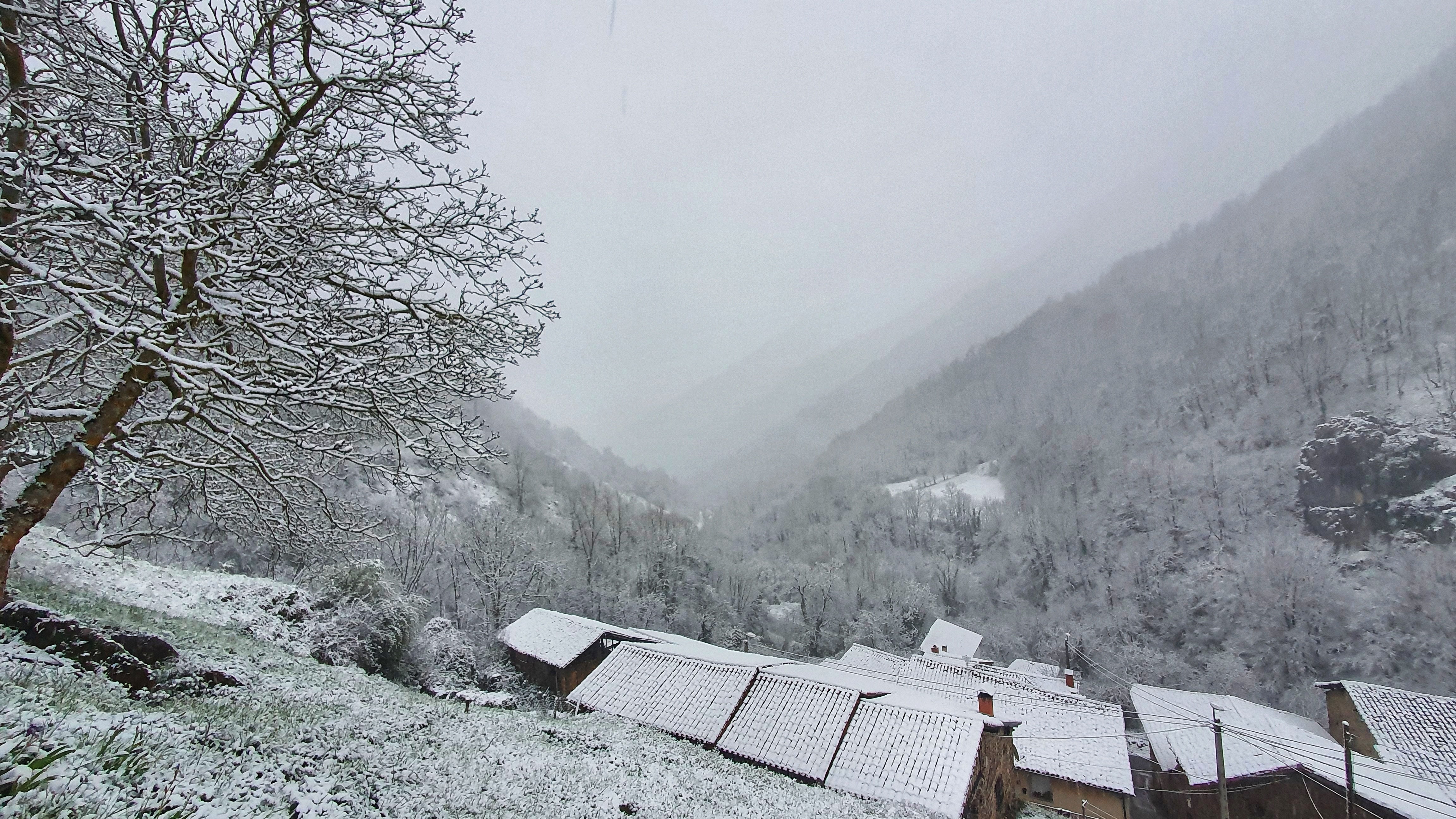 La nieve vuelve a Cantabria