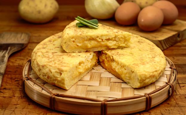 Una buena tortilla de patata, una sencilla fórmula de supervivencia