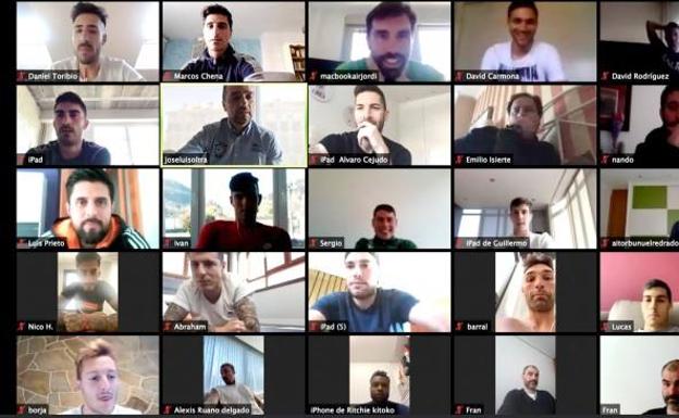 Oltra reúne a toda la plantilla del Racing en un encuentro virtual