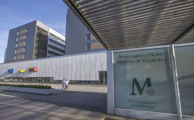 Valdecilla asegura que sigue la actividad quirúrgica no demorable de forma segura