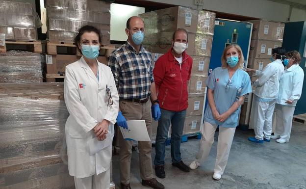 Agricultores y ganaderos donan 2.800 kilos de material sanitario a Sierrallana