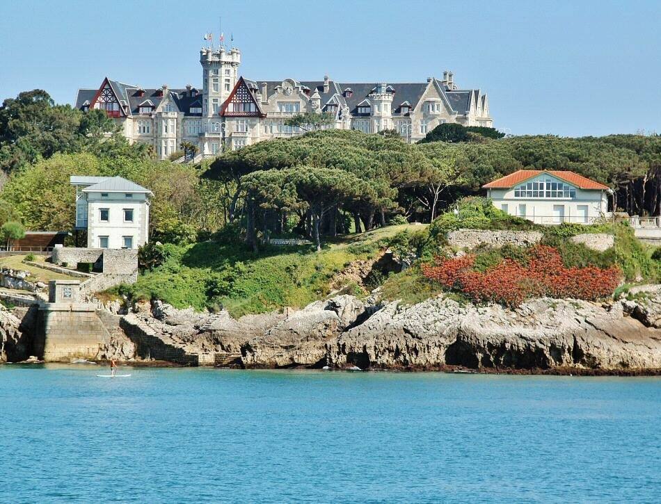 Santander ofrecerá visitas gratis y cederá espacios a empresarios y hosteleros para ayudar al turismo