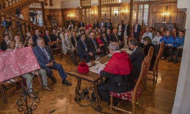 La UIMP estudia el modelo que abordará en su exigua vida académica de este curso