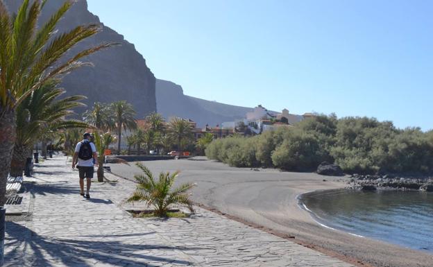 Cuatro islas de Canarias y Baleares anticiparán al 4 de mayo su desescalada