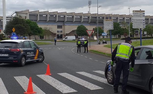 Los controles en carreteras se intensifican con motivo del puente de Mayo