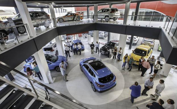 Los datos de matriculaciones revelan que no se ha vendido ni un coche en abril en Cantabria