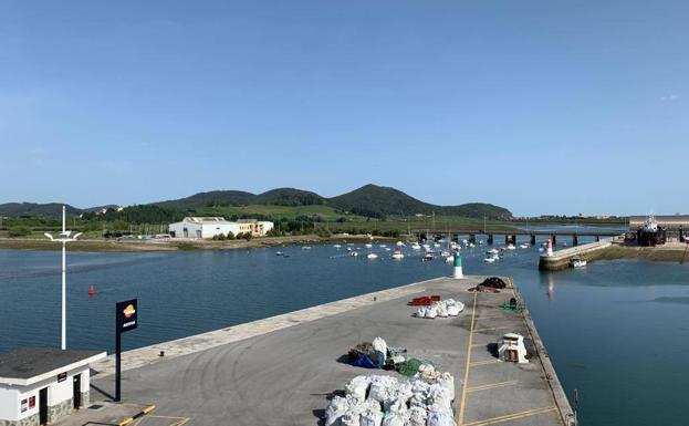 El viento sur eleva los termómetros por encima de los 33 grados en Cantabria