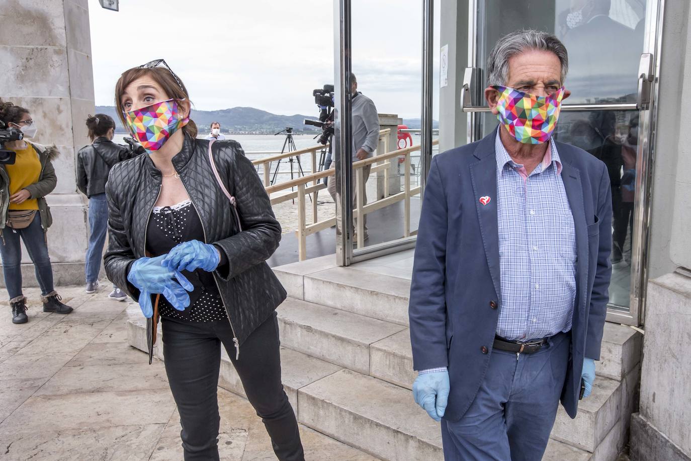 Mascarillas de Okuda por donar alimentos