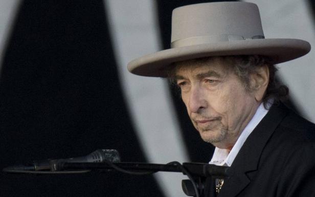 Bob Dylan publica nuevo disco con temas originales: 'Rough And Rowdy Ways'