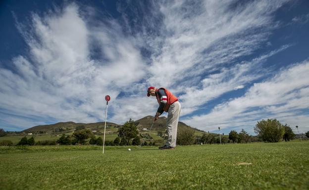 El campo de golf Abra del Pas-Celia Barquín abrirá el lunes con cita previa