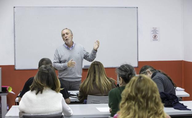 Los empresarios de la formación piden al Gobierno una campaña de apoyo