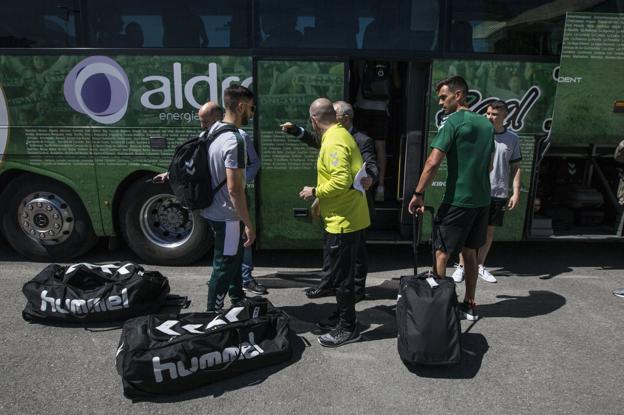 El Racing se prepara para cumplir el protocolo en los viajes cuando le toque jugar a domicilio