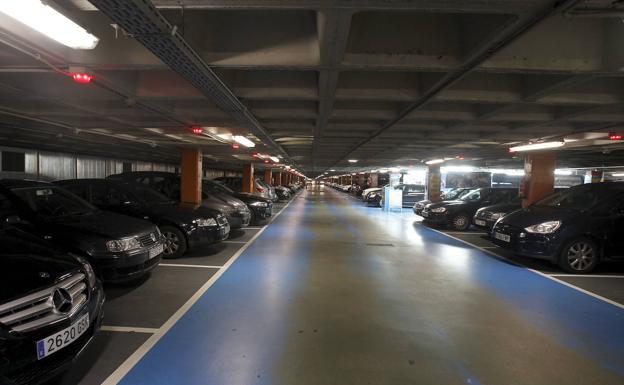 Los aparcamientos de Pombo y del Mercado de México ofrecen una hora gratis a los santaderinos para realizar sus compras