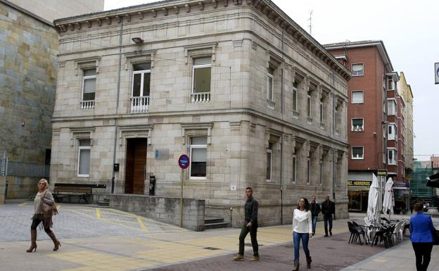 La Biblioteca y el Archivo Municipal de Torrelavega abrirán el próximo lunes