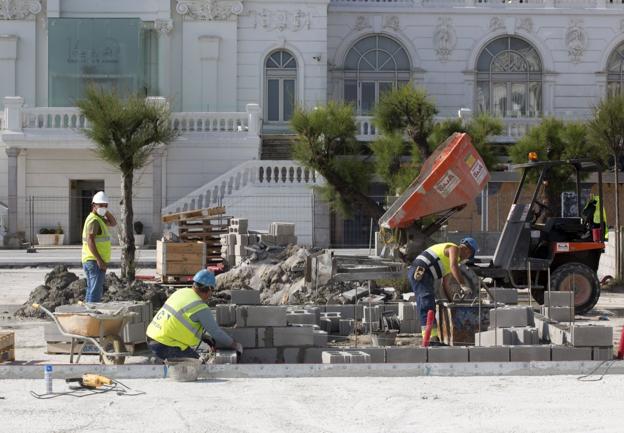 Los sectores económicos regionales atisban ya una «tímida» recuperación