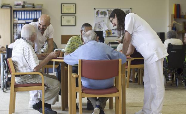 El mercado de trabajo cántabro se comportó bien en 2019, pero llega ralentizado a la crisis