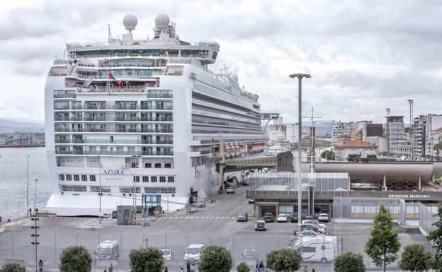 El Gobierno central rectifica e incluye al Puerto de Santander entre los que pueden recibir pasajeros