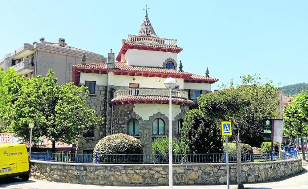 Castro pretende desafectar la Casa de la Naturaleza, situada en dominio público