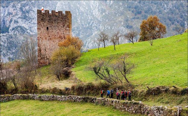 Blanco: «En Cantabria se puede disfrutar de la naturaleza sin ningún riesgo de contagio»