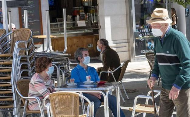 El Gobierno regional recuerda que los periódicos sí están permitidos en bares y cafeterías