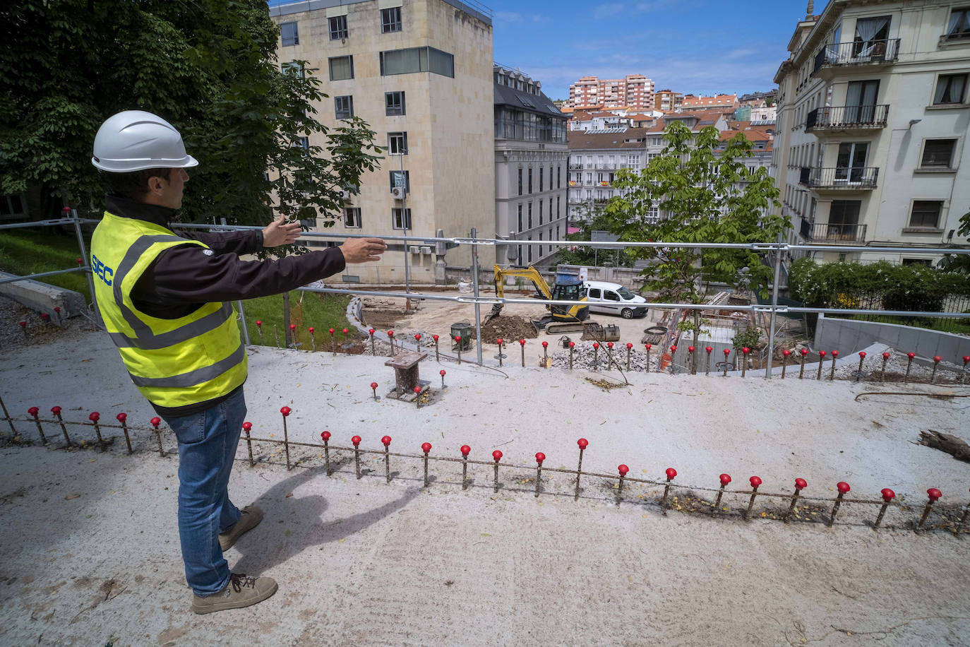 Obras para la instalación del ascensor del túnel de Pasaje de Peña