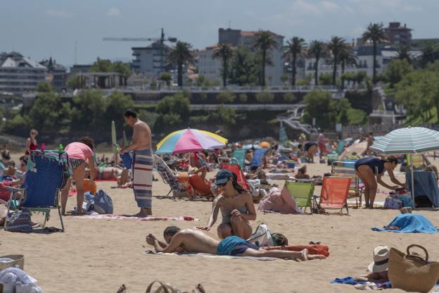 El buen tiempo y la movilidad animan los principales focos de atracción turística