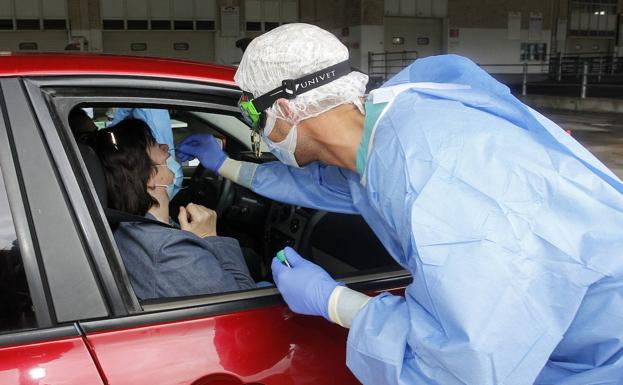 Crecen hasta seis los pacientes ingresados por coronavirus en Cantabria