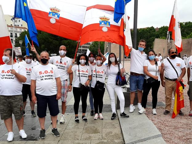 Los feriantes cántabros llevan su protesta a Madrid