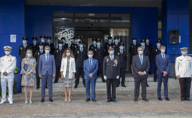Diecinueve policías nacionales juran su cargo en Cantabria