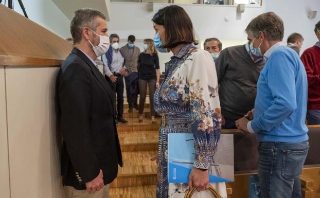 Igual y Ceruti comparten protagonismo en el arranque de la consulta del Plan General