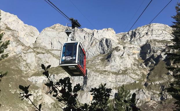 El Teleférico de Fuente Dé adelanta su apertura a las ocho de la mañana