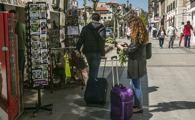 La modificación de cuatro ordenanzas fiscales en Santander supondrá un ahorro al contribuyente de 1,6 millones