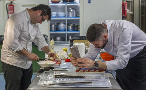 El Hotel-Escuela 'Las Carolinas' imparte cursos para aficionados a lo largo del verano