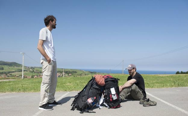 El Gobierno apoya la recuperación del trazado del Camino del Norte entre Miengo y Suances