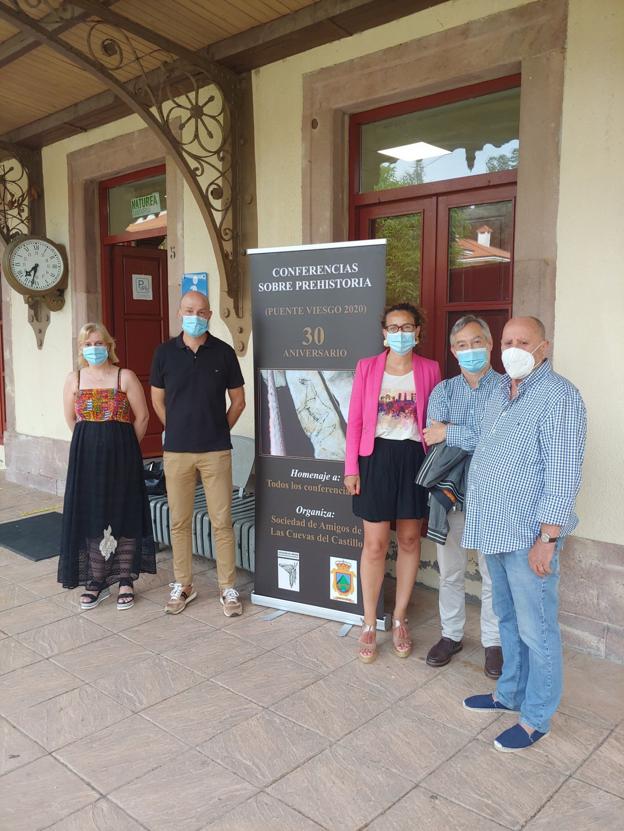 El Ciclo de Prehistoria de Puente Viesgo celebrará hasta septiembre sus 30 años