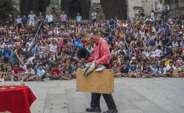 Santander celebrará Santiago con eventos culturales pequeños que no se anunciarán para que no se masifiquen