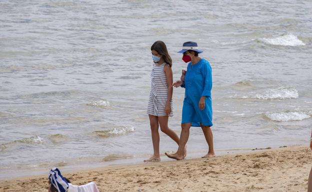 «Hoy es el primer día en que veo que todo el mundo usa la mascarilla sin excepción»