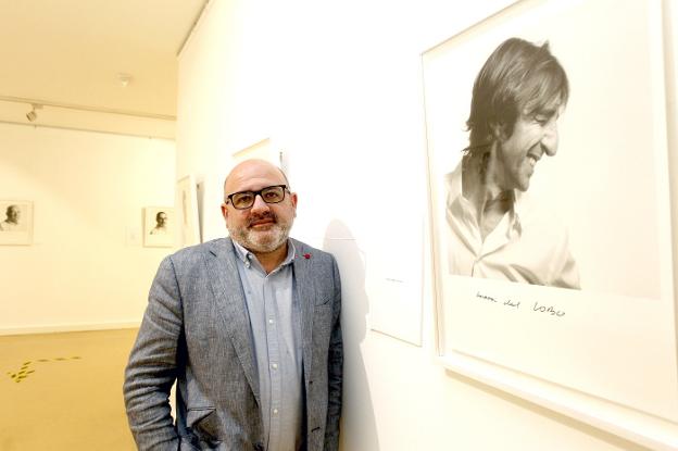«La mirada de los poetas que he retratado es el espejo de su alma»