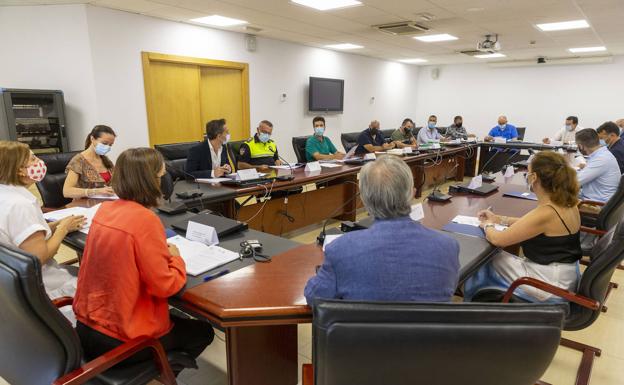 Un informe jurídico del Gobierno regional cuestiona la naturaleza de su propia Escuela de Policía Local, denuncia UGT