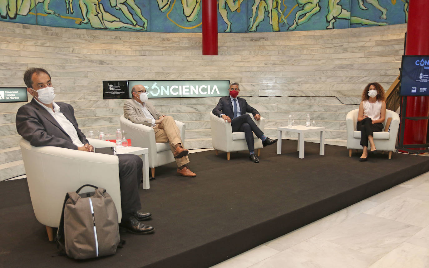 Zuloaga reconoce que Cantabria no está bien posicionada en inversión en I+D+i