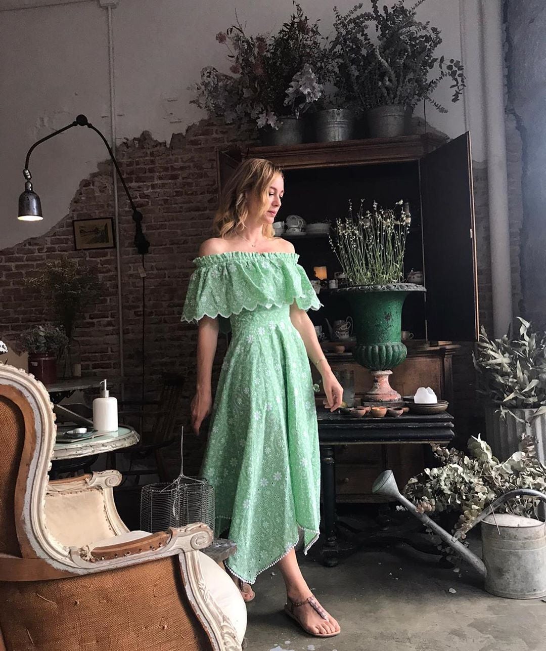 Los vestidos que famosas e 'influencers' han convertido en tendencia este verano