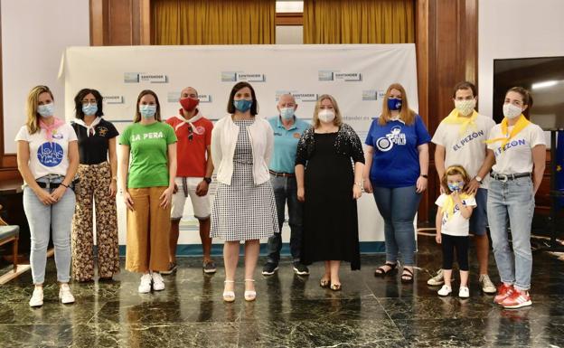 Las peñas de Santander cocinarán y repartirán casi 1.000 platos solidarios aunque Santiago no se celebre